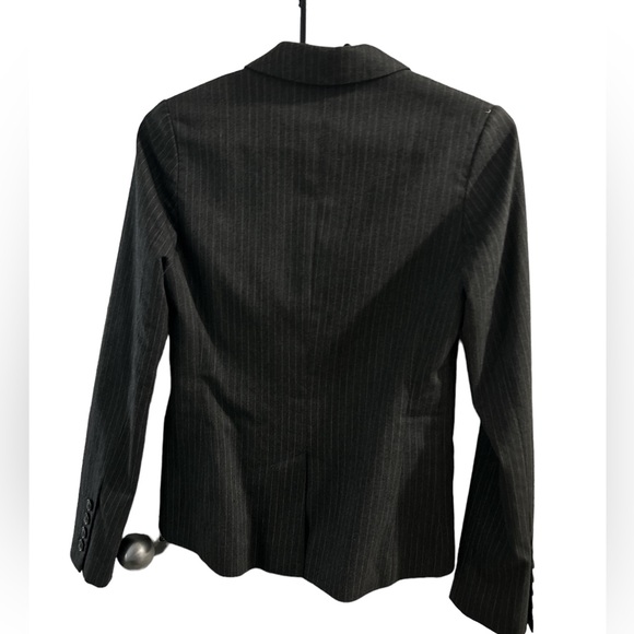 Women’s pin stripe blazer - Picture 3 of 3